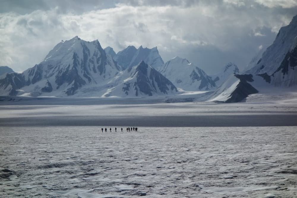 Crossing Snow Lake